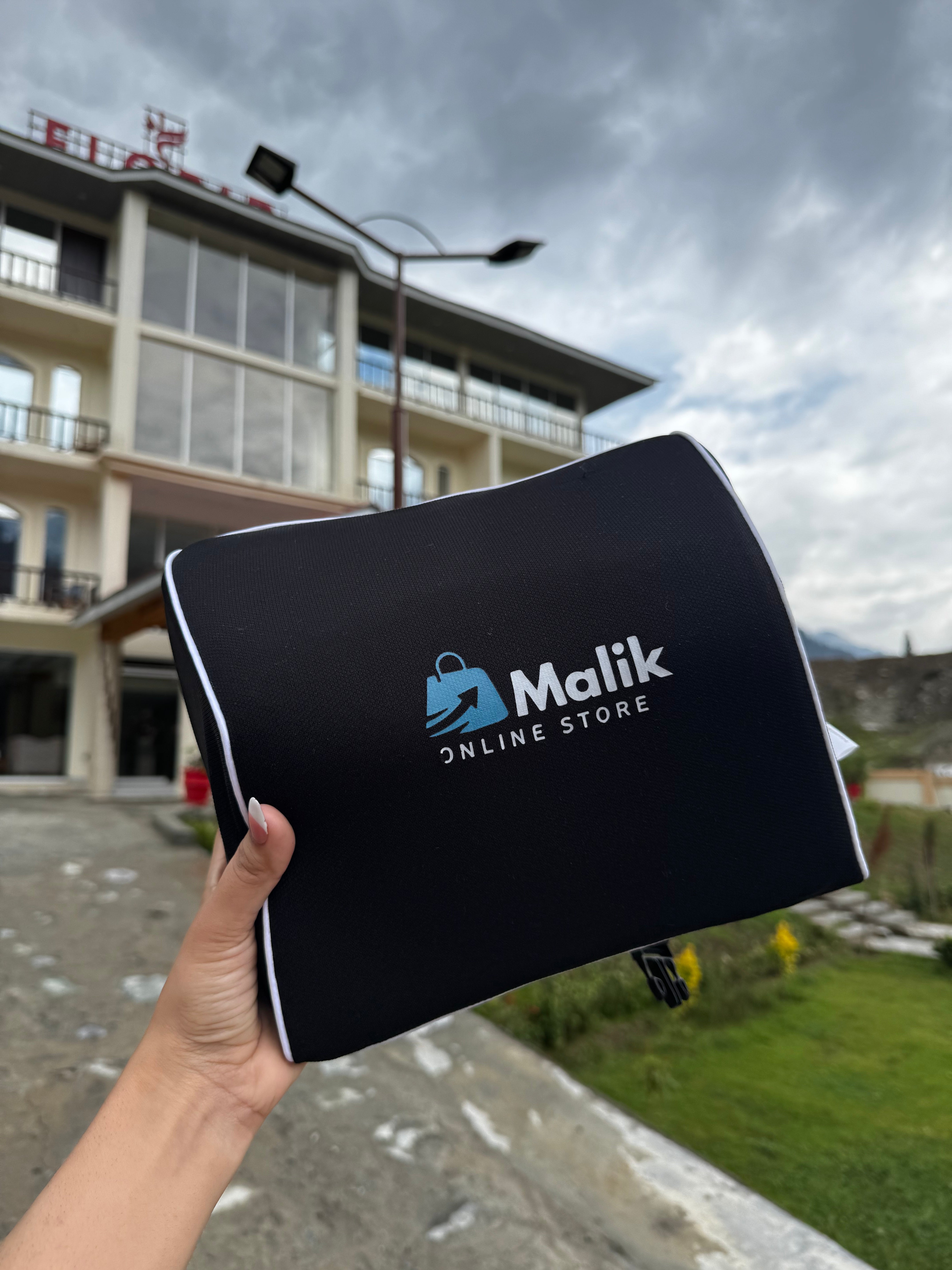 MALIK PREMIUM HEADREST
